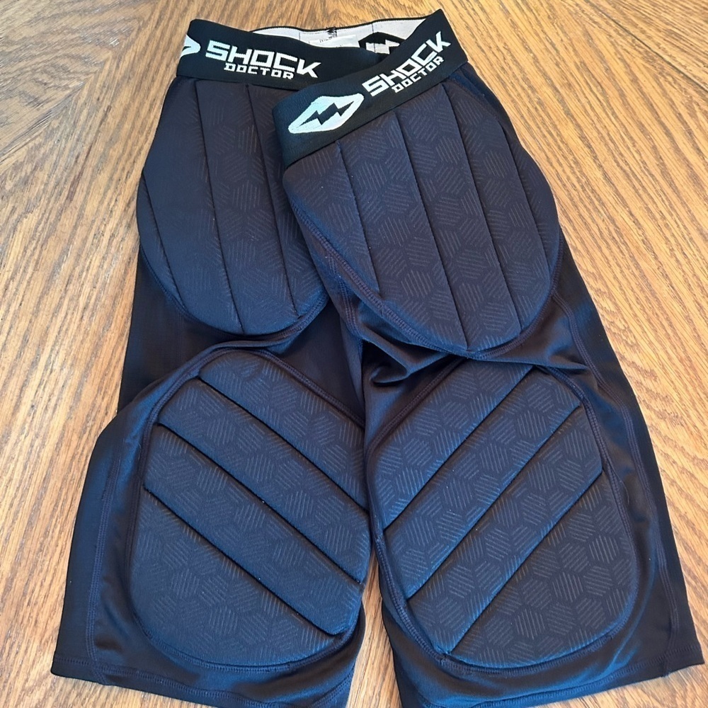 Men’s Shock Doctor Showtime 5 Pad Girdle - Medium